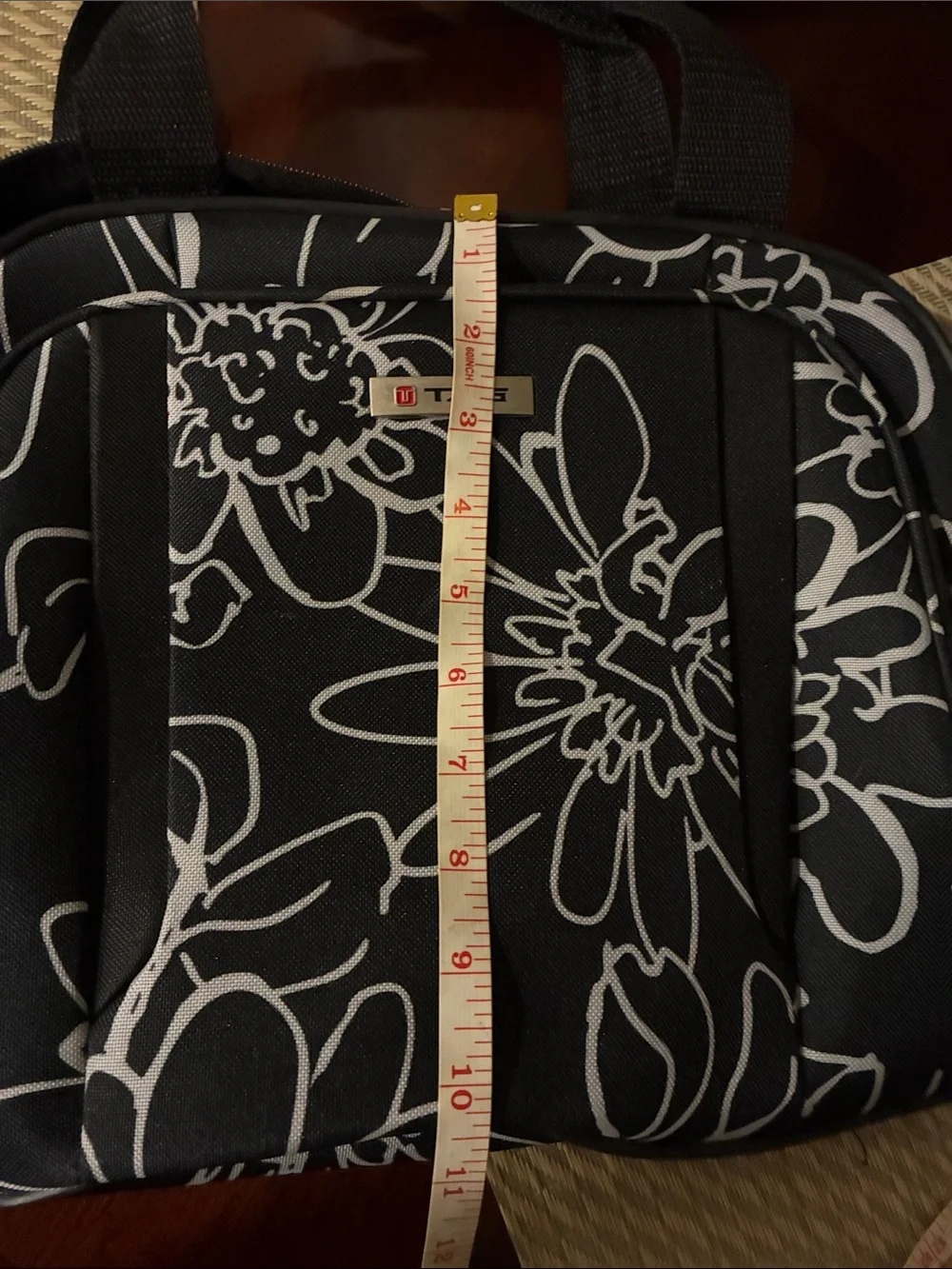 Tag Black and White Floral Crossbody Bag with Pouch